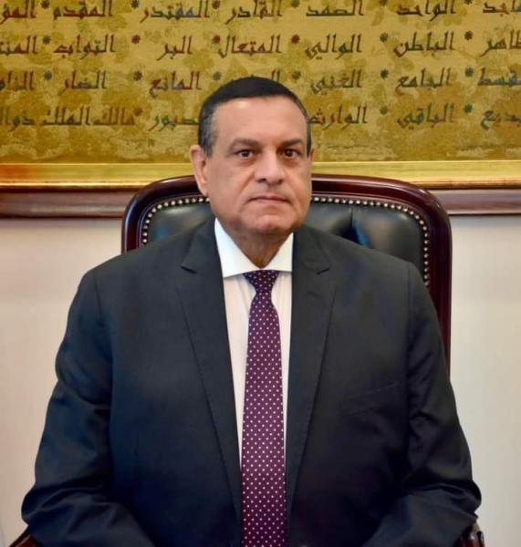 وزير التنمية المحلية يستعرض تقريرا حول النجاحات التي حققها برنامج تنمية الصعيد في أكثر المناطق احتياجا في مصر بعد عقود من التهميش