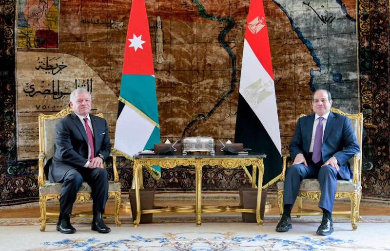 الرئيس السيسي وملك الأردن يتوافقان على مواصلة التنسيق والتشاور تجاه تطورات الأوضاع في غزة
