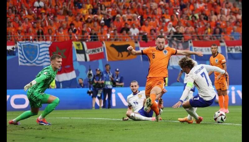 فرنسا تتعادل مع هولندا بدون أهداف في الجولة الثانية لمجموعات يورو 2024