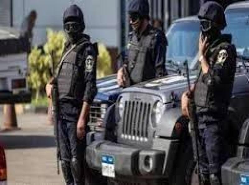 ضبط 3 عناصر إجرامية بالقاهرة ومطروح بحوزتهم كميات من مخدر الحشيش