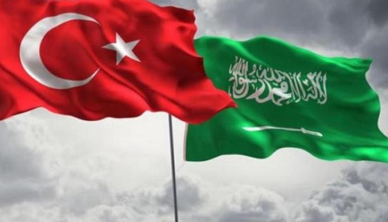 بعد فيديو تهديد سعوديين بأداة حادة.. السفارة في تركيا تصدر بيانا