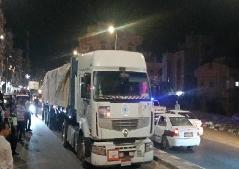 إخلاء شوارع مدينة العريش من شاحنات المساعدات المتجهة إلى غزة
