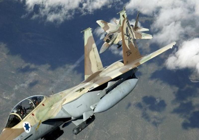 طائرات إسرائيلية تخرق حاجز الصوت في سماء بيروت