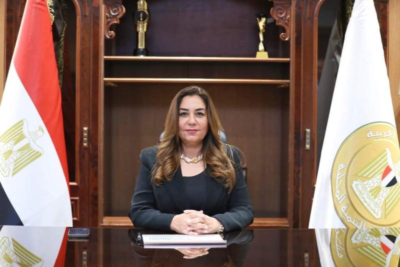 وزيرة التنمية المحلية تتابع مع الوحدة المركزيه لحياة كريمة بالوزارة