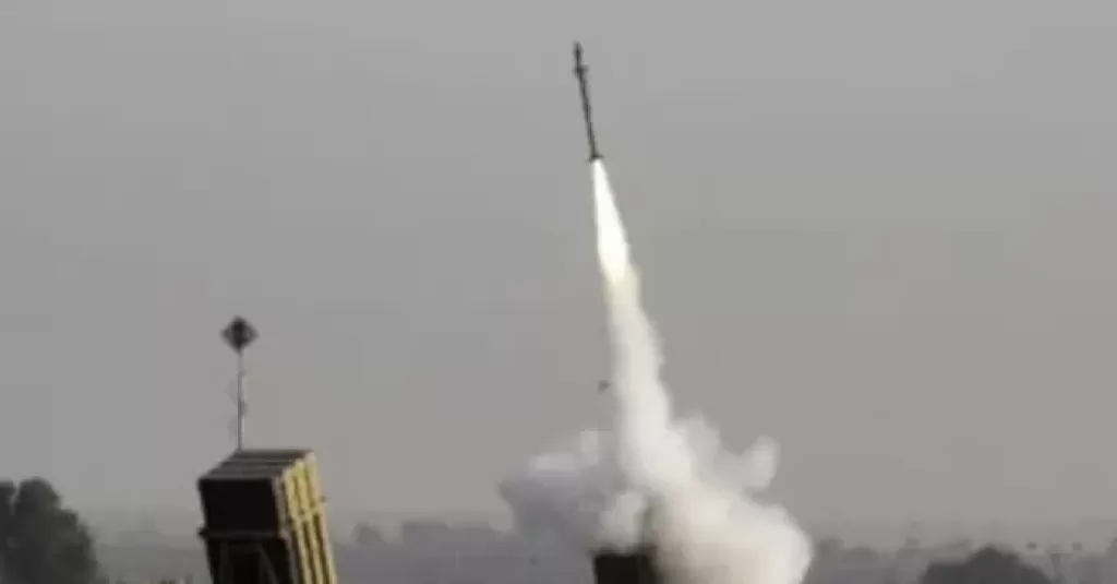 قصف تل أبيب
