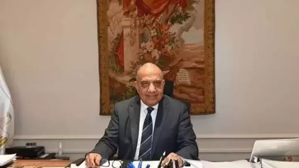 وزير الكهرباء يتوجه إلى الصين للمشاركة بمؤتمر شنغهاي للطاقات المتجددة