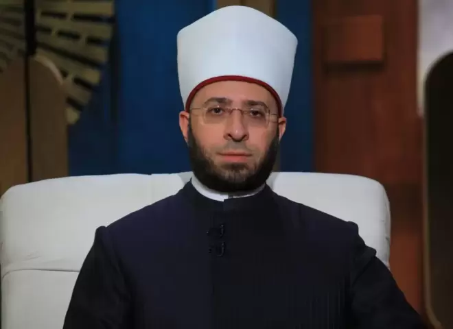 وزير الأوقاف ينعى والدة الدكتورة غادة والي: فقد الأم من أشد الفقد وأعمقه أثرا