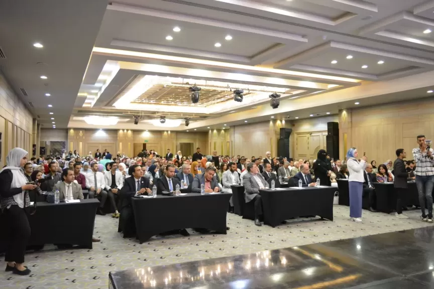 يستعد الاتحاد المصري لطلاب كلية الصيدلة لانطلاق النسخة الرابعة  EPSF Conference