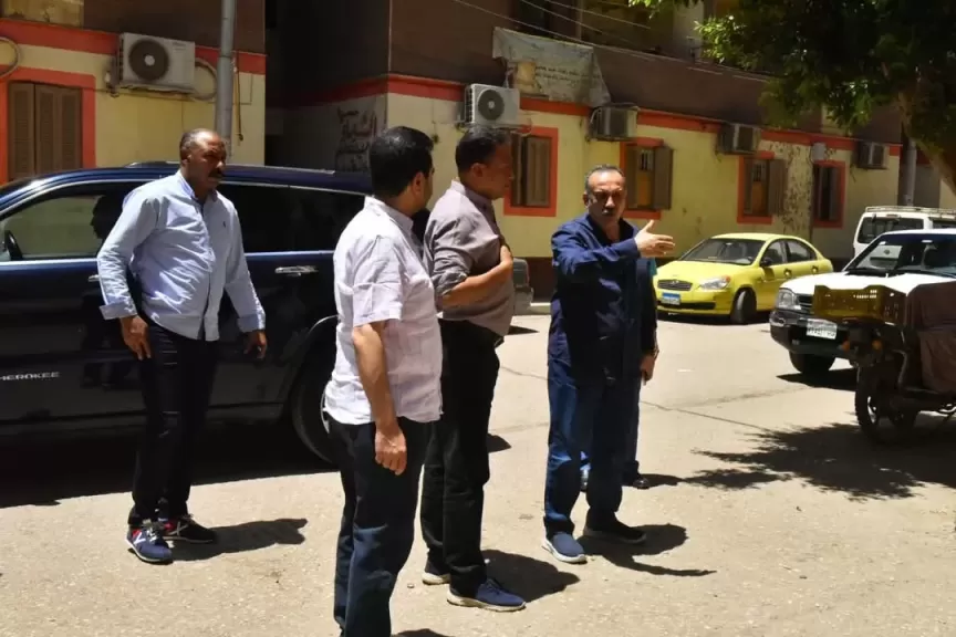 محافظ أسيوط يتفقد منطقة مساكن عزبة السجن ويوجه بإزالة الإشغالات وتحسين البيئة الحضرية
