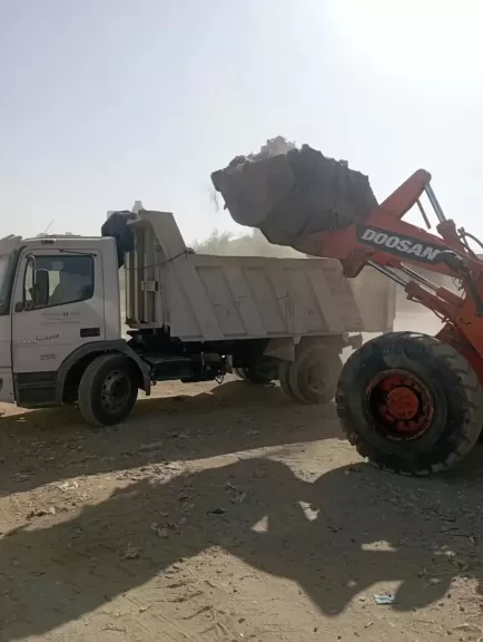 محافظ أسيوط: حملات نظافة موسعة ورفع أكثر من 200 طن مخلفات وهدم مبانٍ أسفل كوبري الواسطى نطاق حي شرق