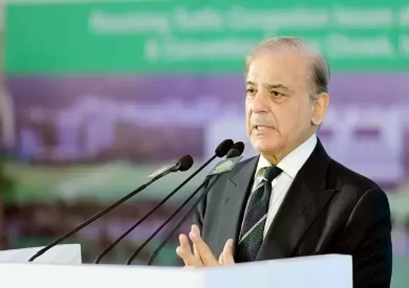 رئيس وزراء باكستان يهنئ الأمة بانتصارها على الهند