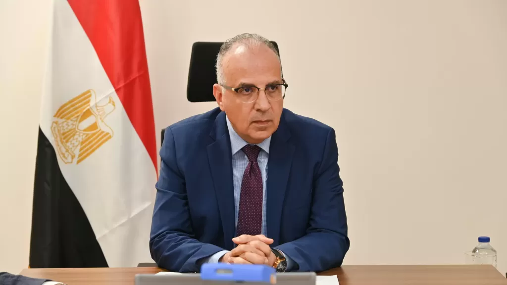 وزير الري يتابع موقف مشروع المسار الناقل لمياه الصرف الزراعي لمحطة المعالجة فى الدلتا الجديدة