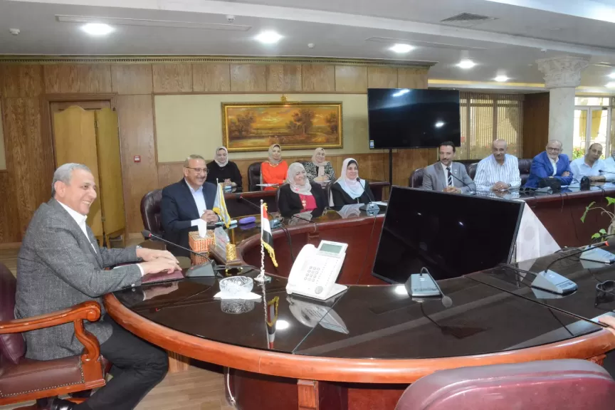 الغربية والمنطقة الشمالية العسكرية يطلقان من دماط أكبر قافلة طبية مجانية