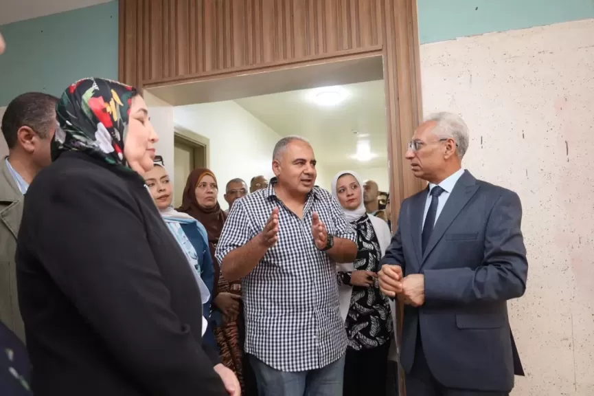 رئيس جامعة المنيا يتفقد المدينة الجامعية
