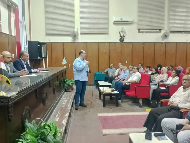 محافظ أسيوط يعلن الجاهزية الكاملة لامتحانات الإعدادية .. وتنسيق كامل لضمان انضباط العملية الامتحانية