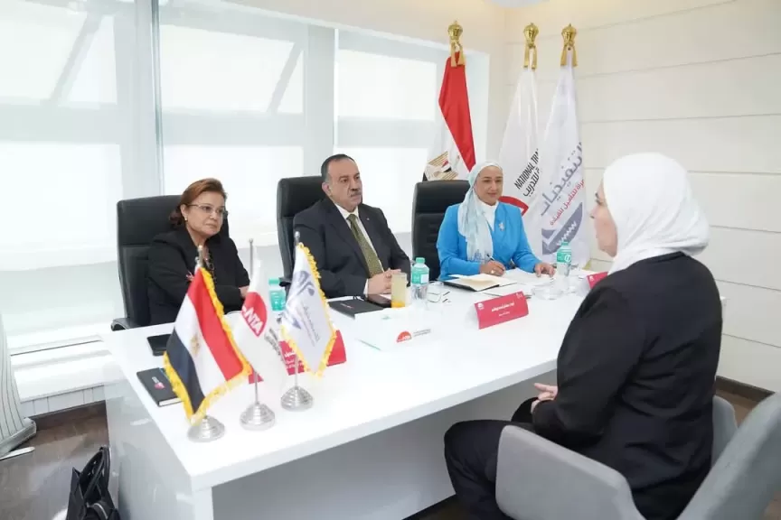 محافظ أسيوط يشارك في لجان تقييم المتقدمات لبرنامج ”المرأة تقود للتنفيذيات” بالأكاديمية الوطنية للتدريب