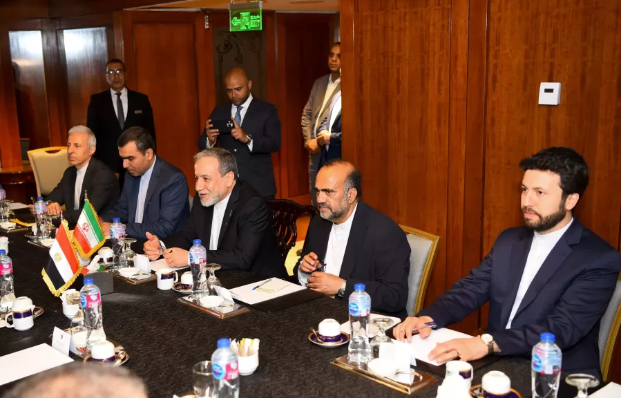 مشاورات سياسية بين وزيرى خارجية مصر وإيران بالقاهرة