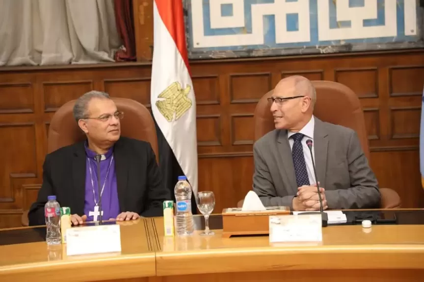 محافظ القاهرة يستقيل رئيس الطائفة الإنجيلية للتهنئة بعيد الأضحى المبارك