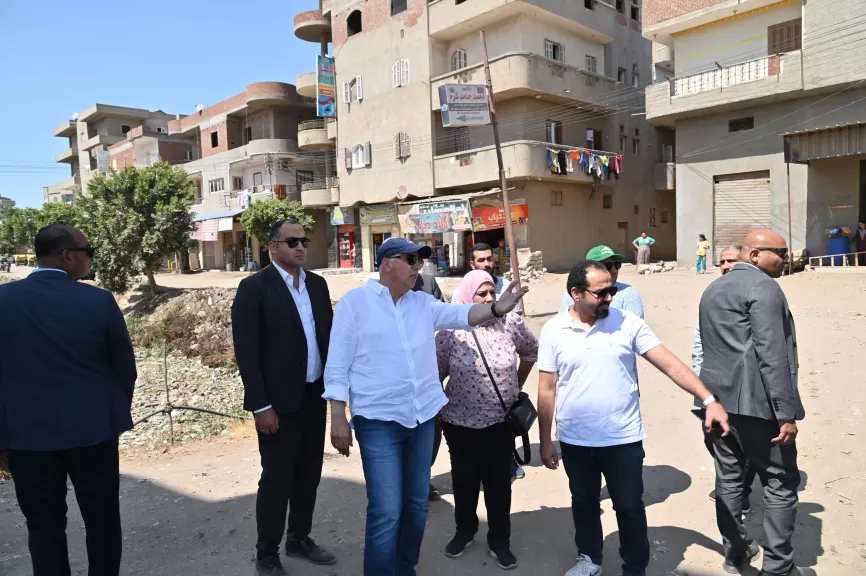 وزير الري يتفقد المنشآت المائية وأعمال تطهيرات الترع بمحافظة البحيرة
