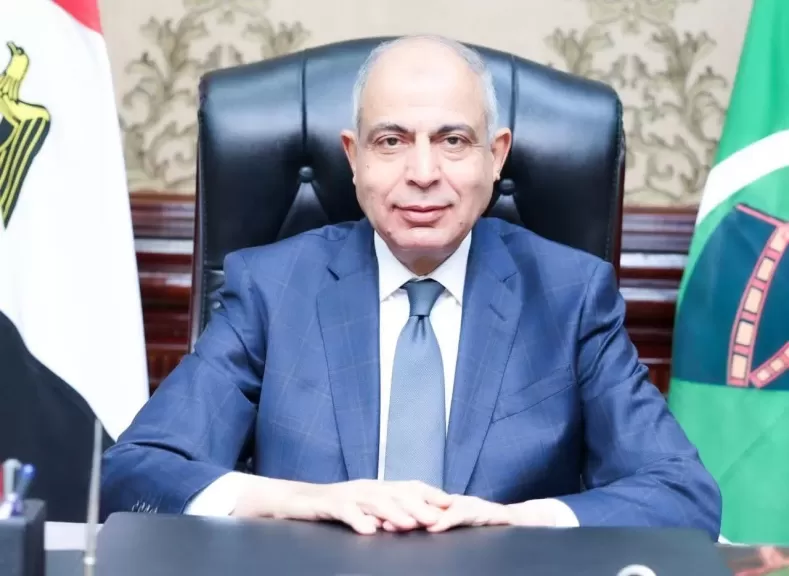 محافظ المنيا يهنئ الأنبا بقطر بمناسبة سيامته أسقفًا لإيبارشية ديرمواس ودلجا