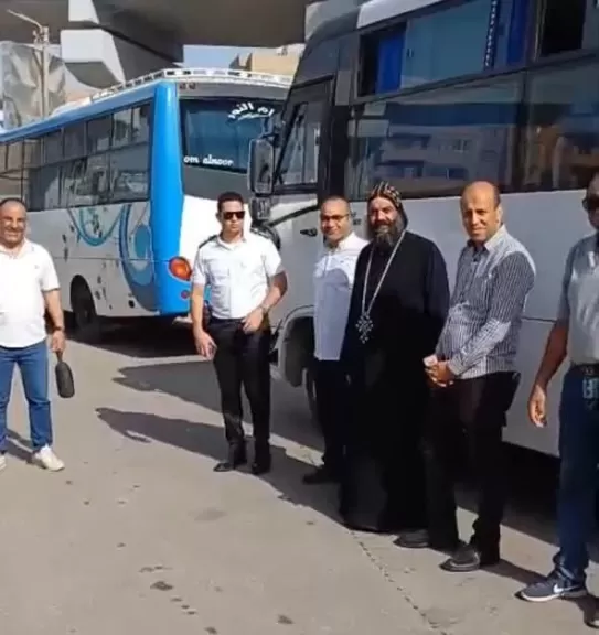 محافظ المنيا: 10 ميني باص من مطرانية ملوي لخدمة أهالي المركز