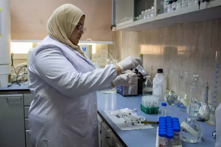 متبقيات المبيدات يفحص ويصدر شهادات لأكثر من 2500 عينة لعملاءه