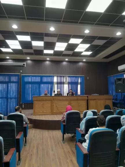 محافظ المنيا: توعية الشباب بمخاطر الهجرة غير الشرعية ضرورة لحماية أرواحهم ومقدرات الوطن