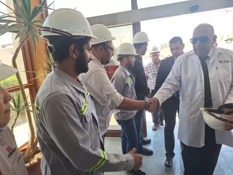 وزير الكهرباء في زيارة ميدانية الى مصانع شركة اكس دى  إجيماك بالسويس
