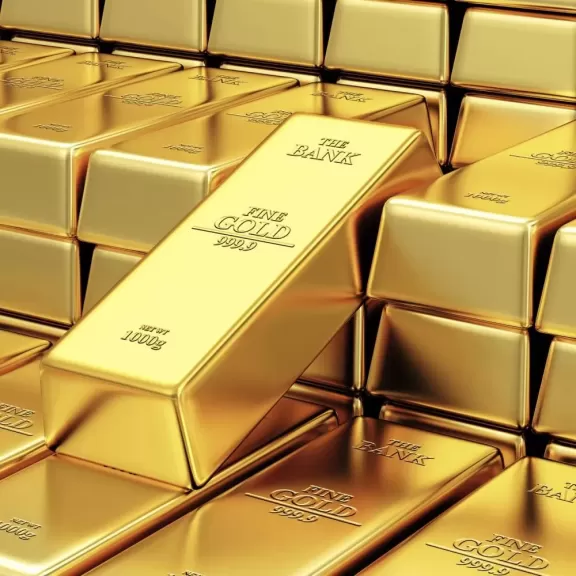 التوترات العالمية تقود أسعار الذهب للصعود مع توقعات باستمرار الزيادة الفترة المقبلة