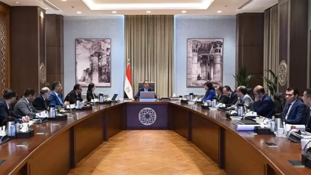 مدبولي يتابع مع محافظ البحيرة الموقف التنفيذي لمشروعي تطوير «ميناء الصيد» برشيد و«نبع الحمراء» بوادي النطرون