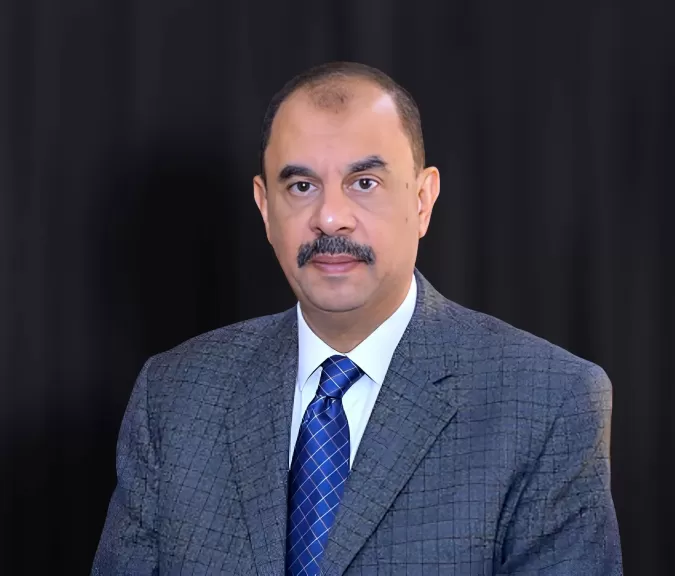 محافظ سوهاج يتابع معدلات الإنجاز في ملف تقنين أراضي أملاك الدولة