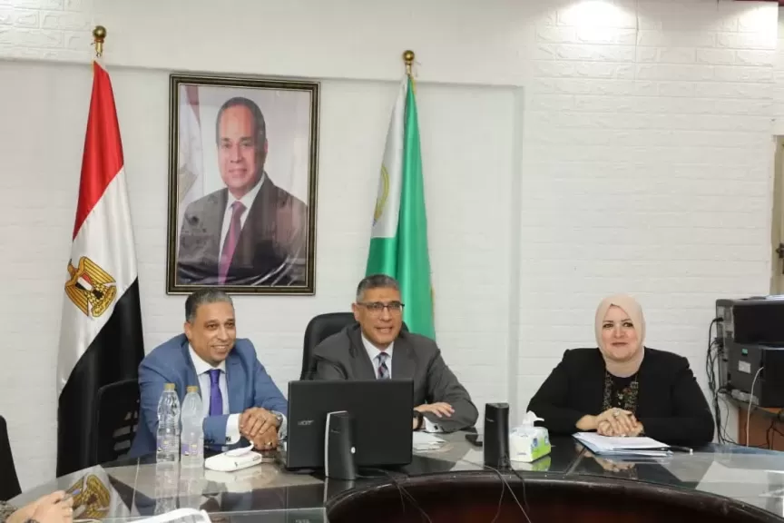 محافظ الجيزة يتابع انتظام امتحانات الثانوية العامة من داخل غرفة عمليات مديرية التربية والتعليم