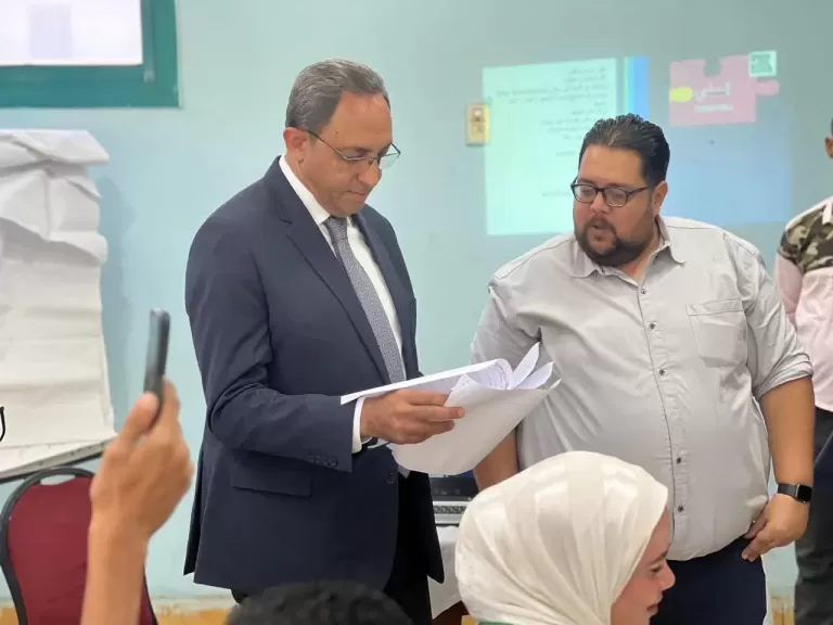 محافظ قنا يشارك في احتفالية توزيع أجهزة منزلية لعدد من العرائس ضمن مبادرة مؤسسة ”مصر الخير”