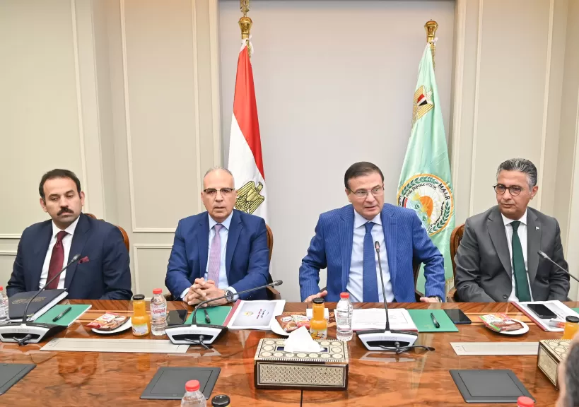 وزراءالزراعة والري والتموين ومستقبل مصر يناقشون زراعة محصولى قصب وبنجر السكر