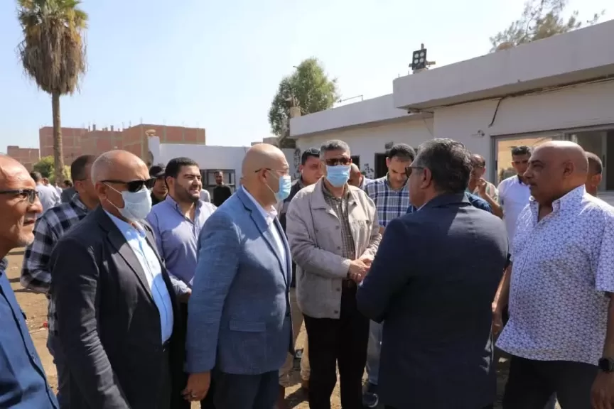 محافظ الجيزة يتفقد محطة المناولة الوسيطة لتجميع المخلفات بمنطقة البراجيل بمركز أوسيم