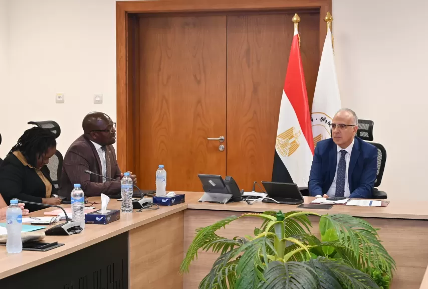 وزير الري يلتقى وفد البرلمان الناميبي