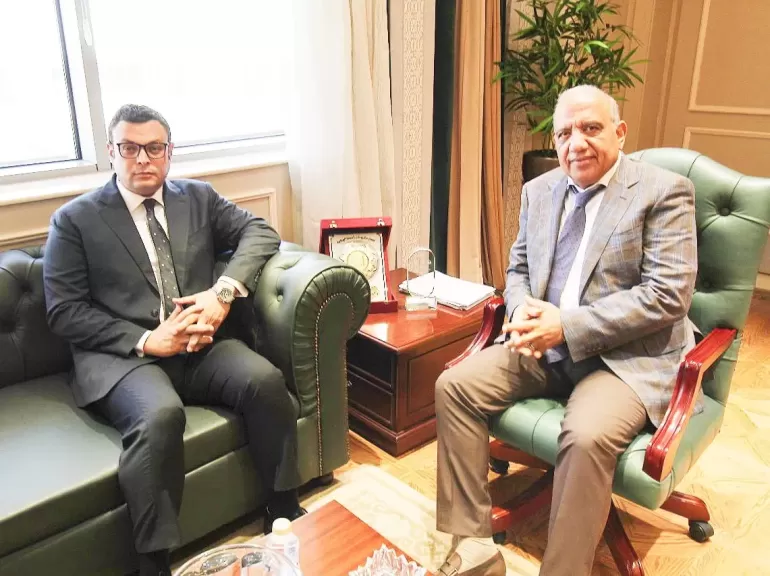 وزيرا الكهرباء والإسكان يبحثان التوسع باستخدامات الطاقة المتجددة في المدن الجديدة