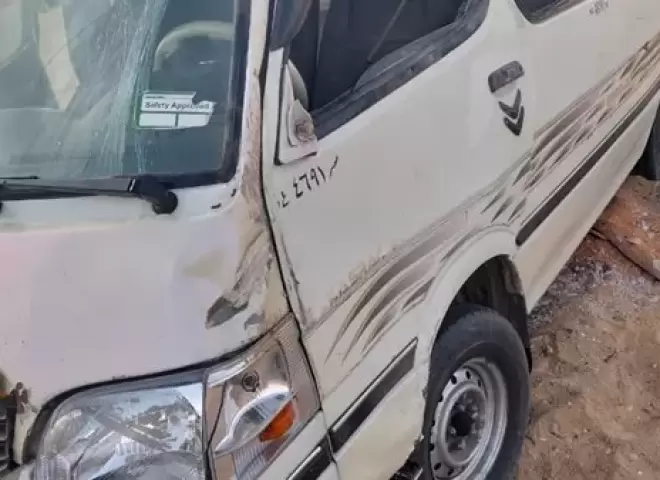 المنوفية.. السرعة الزائدة تودي بحياة سيدة وتصيب 7 في انقلاب ميكروباص بترعة الأخماس في السادات