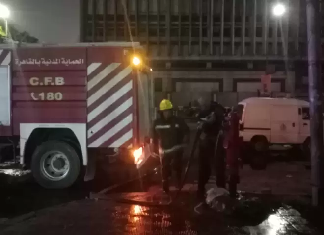 الحماية المدنية تسيطر على حريق تجدد في سنترال رمسيس
