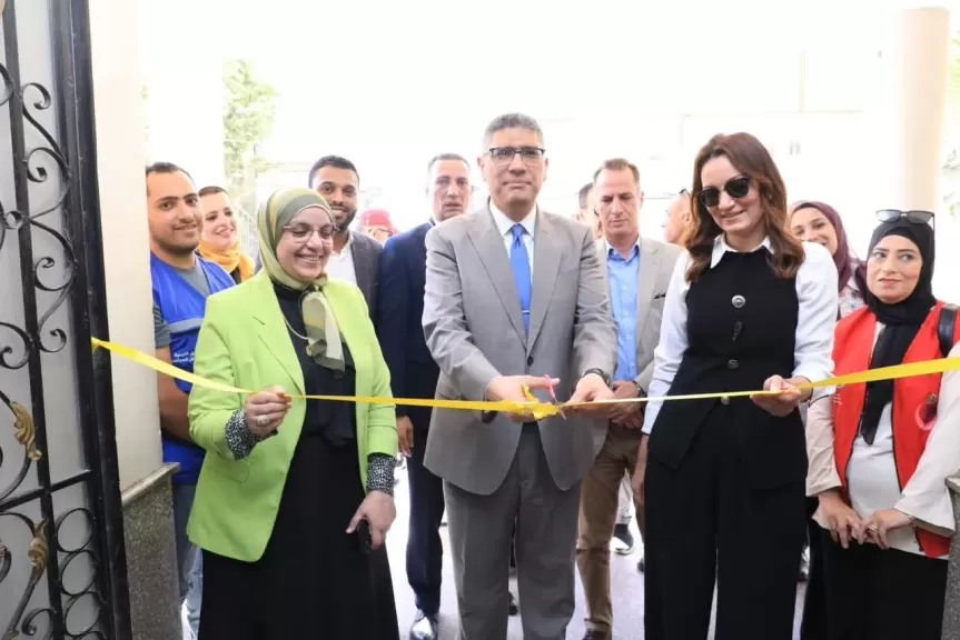محافظ الجيزة يُدشّن حملة ”100 يوم صحة” من مركز ميت عقبة بالعجوزة