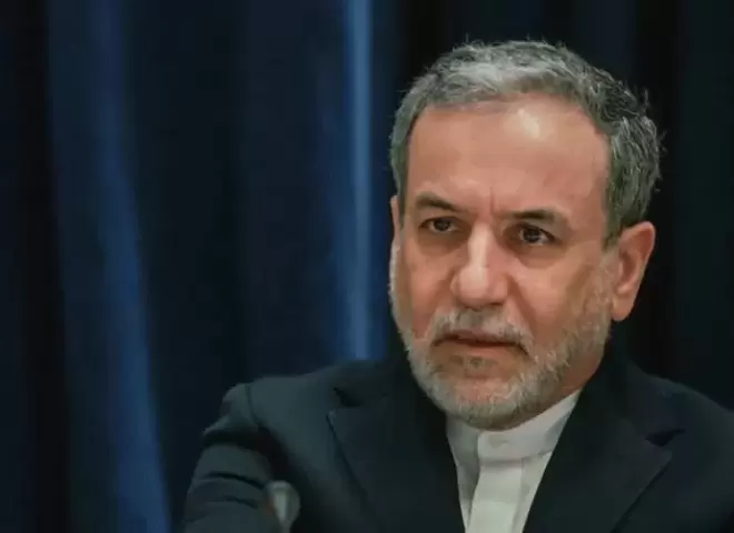 إيران تدعو الاتحاد الأوروبي وفرنسا وبريطانيا وألمانيا للتحلي بالمسئولية في مفاوضاتها مع طهران