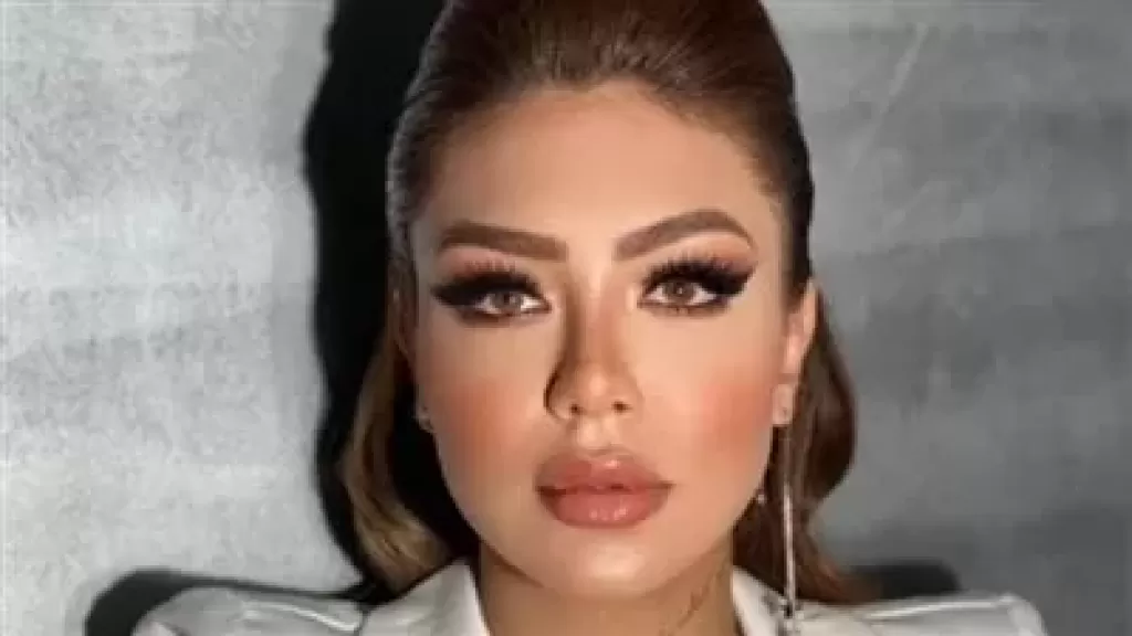 القبض على هدير عبدالرازق وطليقها بعد تداول فيديو الاعتداء على البلوجر في الشقة