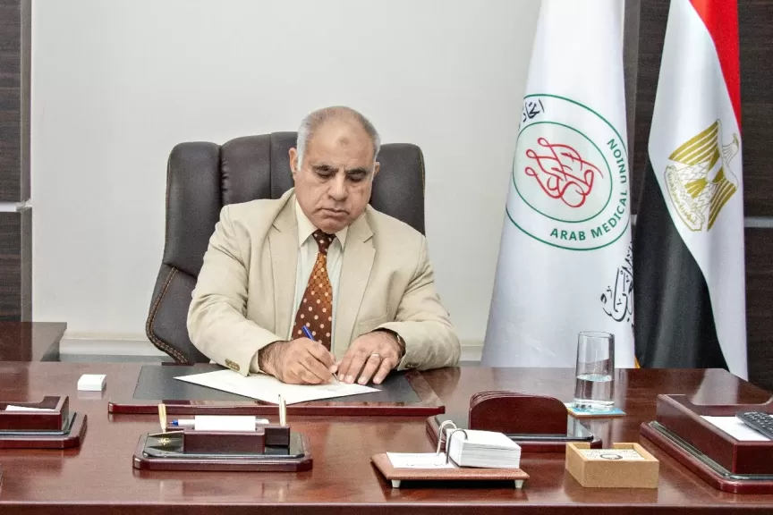 ”الأطباء العرب” يدعو المجتمع الدولي للتدخل الفوري لانقاذ غزة من كارثة صحية