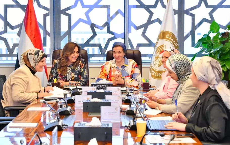 منال عوض تبدأ مهامها بوزارة البيئة وتضع خارطة طريق لاستكمال مسيرة ياسمين فؤاد