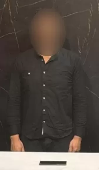 كشف ملابسات قيام أحد الأشخاص بإلقاء مادة حارقة على سيدة بالقليوبية حال استقلالها مركبة ”توك توك”