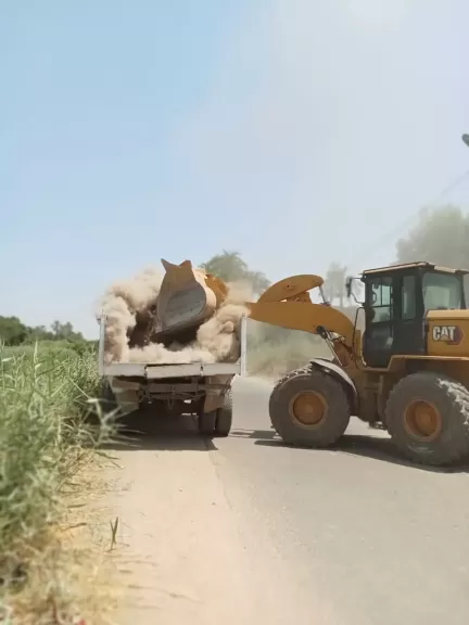 محافظ أسيوط: تكثيف حملات النظافة بمركز الغنايم ورفع المخلفات دعمًا للبيئة والصحة العامة