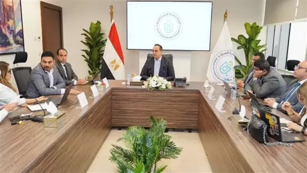رئيس الرعاية الصحية يتابع استعدادات انطلاق المرحلة الثانية لمنظومة التأمين الصحي الشامل بمطروح