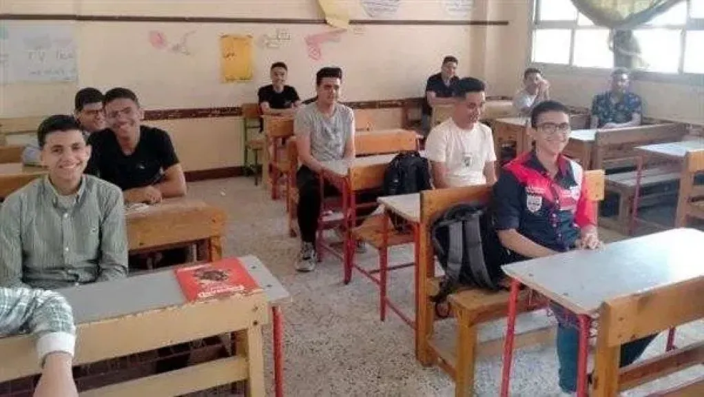امتحانات الدور الثانى