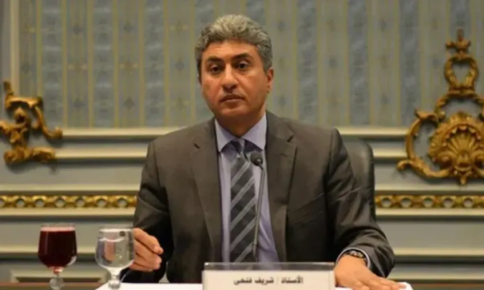 وزير السياحة