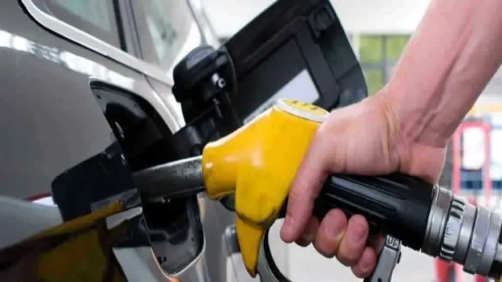 أسعار البنزين والسولار اليوم